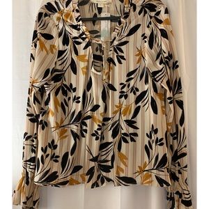 Long Sleeved Blouse w/ Leaves and Stripes Pattern